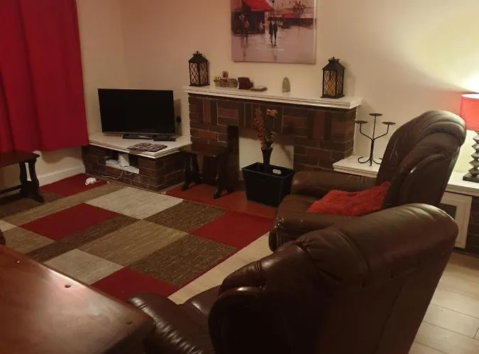 Luxurious Dingle Corner Bristol