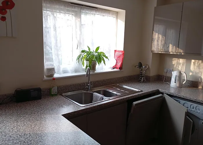 Luxurious Dingle Corner Bristol