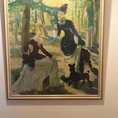 Luxurious Dingle Corner