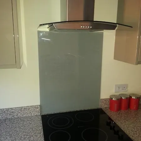 Luxurious Dingle Corner Bristol